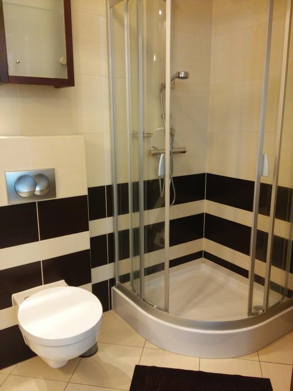 Apartmán Avanti - Zakatek I Z Lazienkami Kuchnia Parking Krynica Zdroj